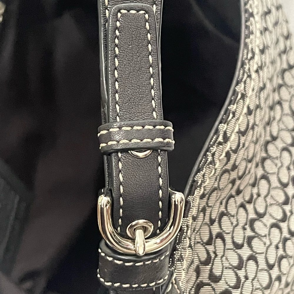 Coach Little CC Large Tote shoulder Bag – Signature Logo - Picture 5 of 16